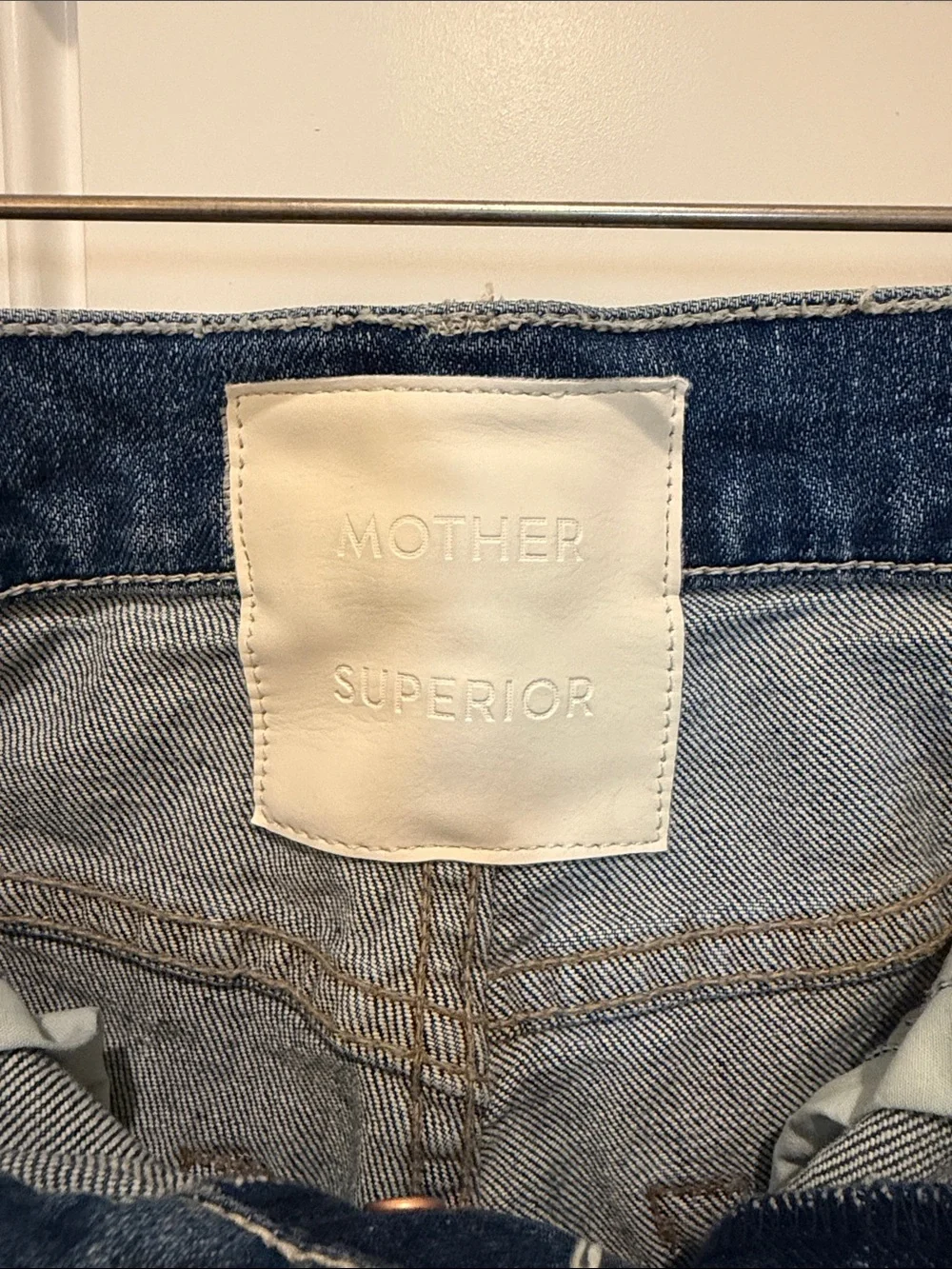 MOTHER Superior The Ditcher Cropped Straight Jeans in Running With Scissors